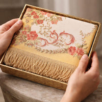 Prayer Mat in Gift Box (2.0 lb)